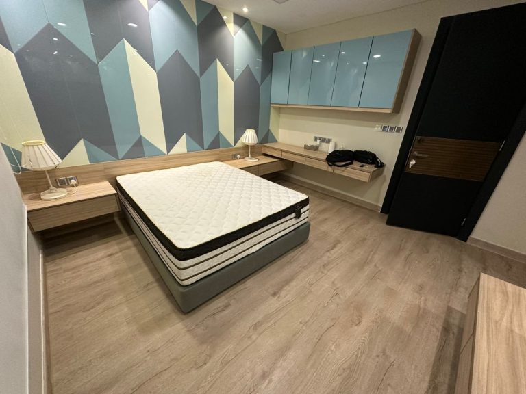 BRUSHED OAK